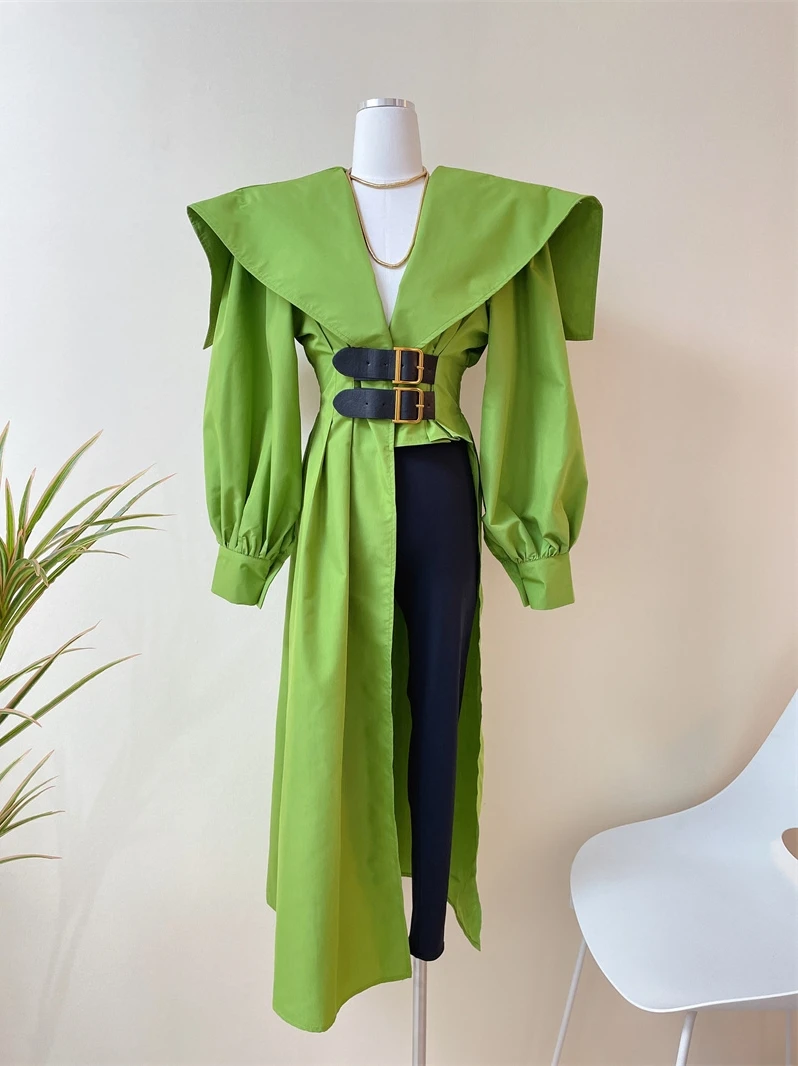 

Maja personalized street style large lapel waist length shirt asymmetric hem decorative button 2022 spring new