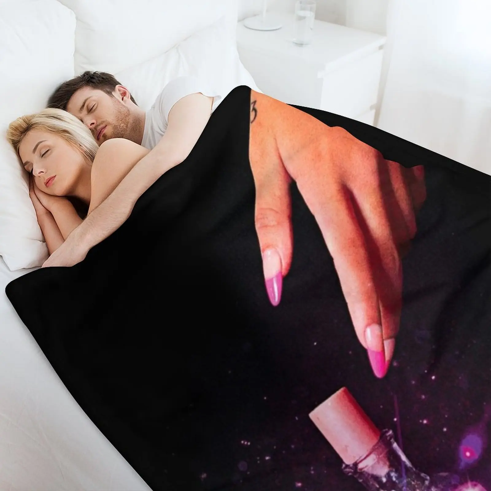 Одеяло Nessa Barrett Pretty Poison спальный мешок декоративное одеяло для путешествий очень