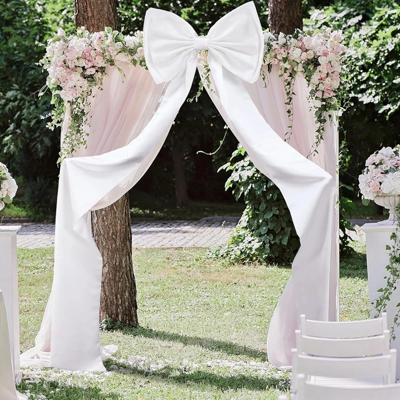 

Большой розовый бант из атласа