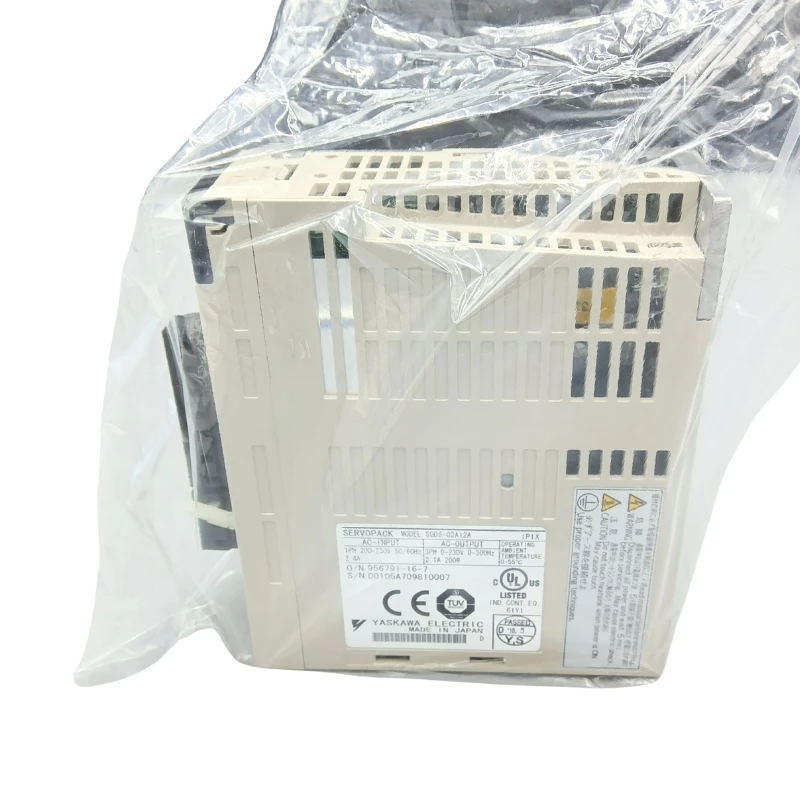 Фото Новый сервопривод Yaskawa SGDS-02A12A в коробке, ускоренная доставка №4