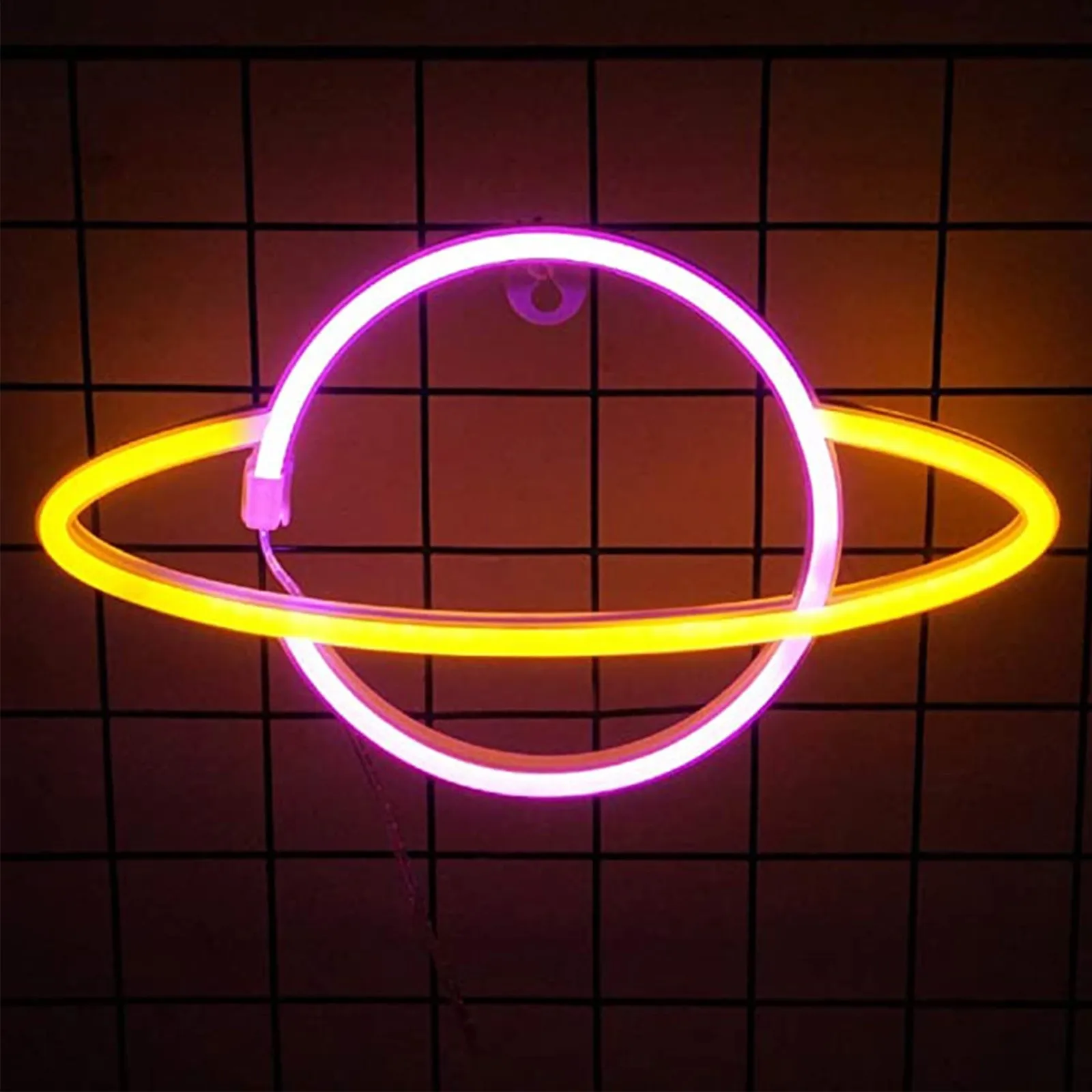 Рождественская красочная фотография желтая неоновая планета с питанием от