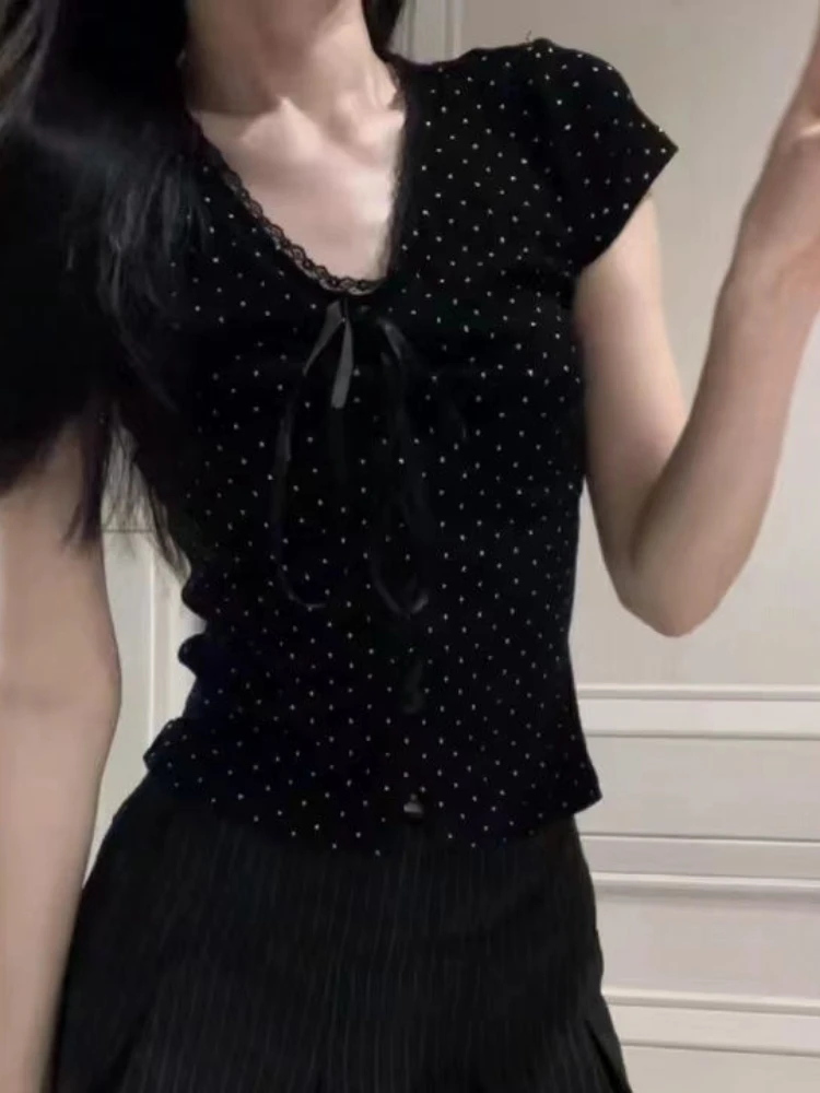 Женская кружевная футболка с коротким рукавом и V-образным вырезом