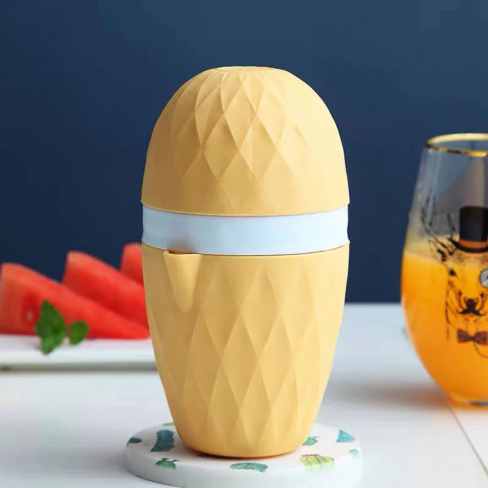 

Portable Fruit Squeezer Lemon Orange Juicer Manual Fruit Juicer Citrus Raw Hand Pressed Juice Maker Kitchen Accessories Tools