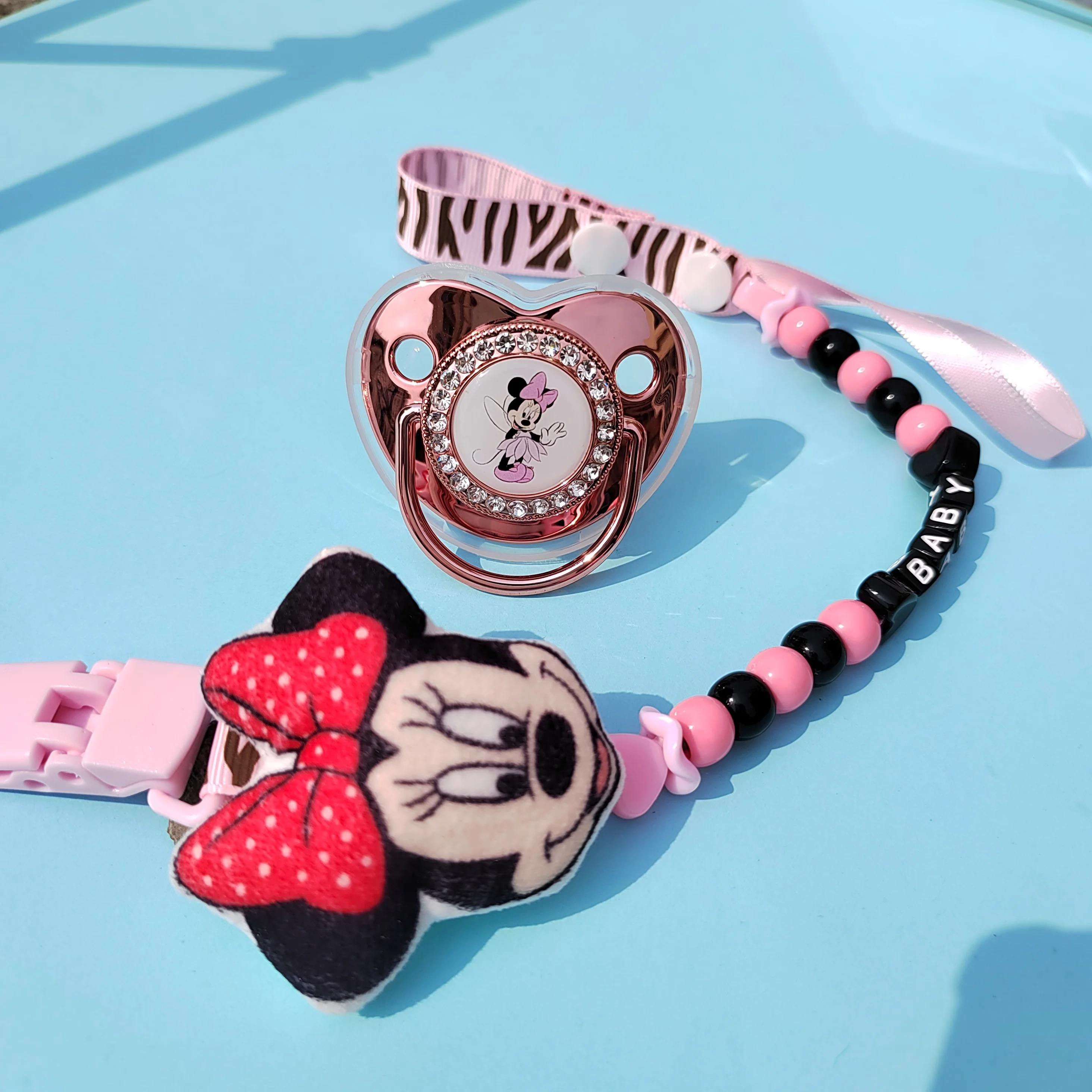 

Bling Rose Gold Mickey Minnie Mouse Rhinestone Pacifier Teeters Toys Infant Feeding Tools Cute Cartoon Chupetas Plush Chains