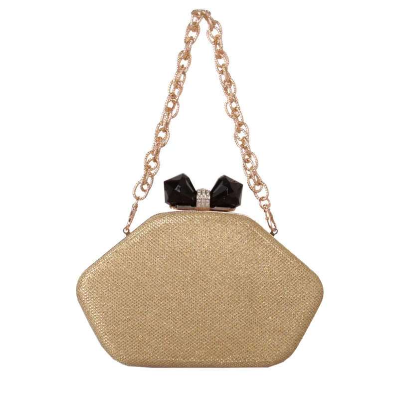 

Женская кожаная сумка-клатч с цепочкой, длина 21 х13 см