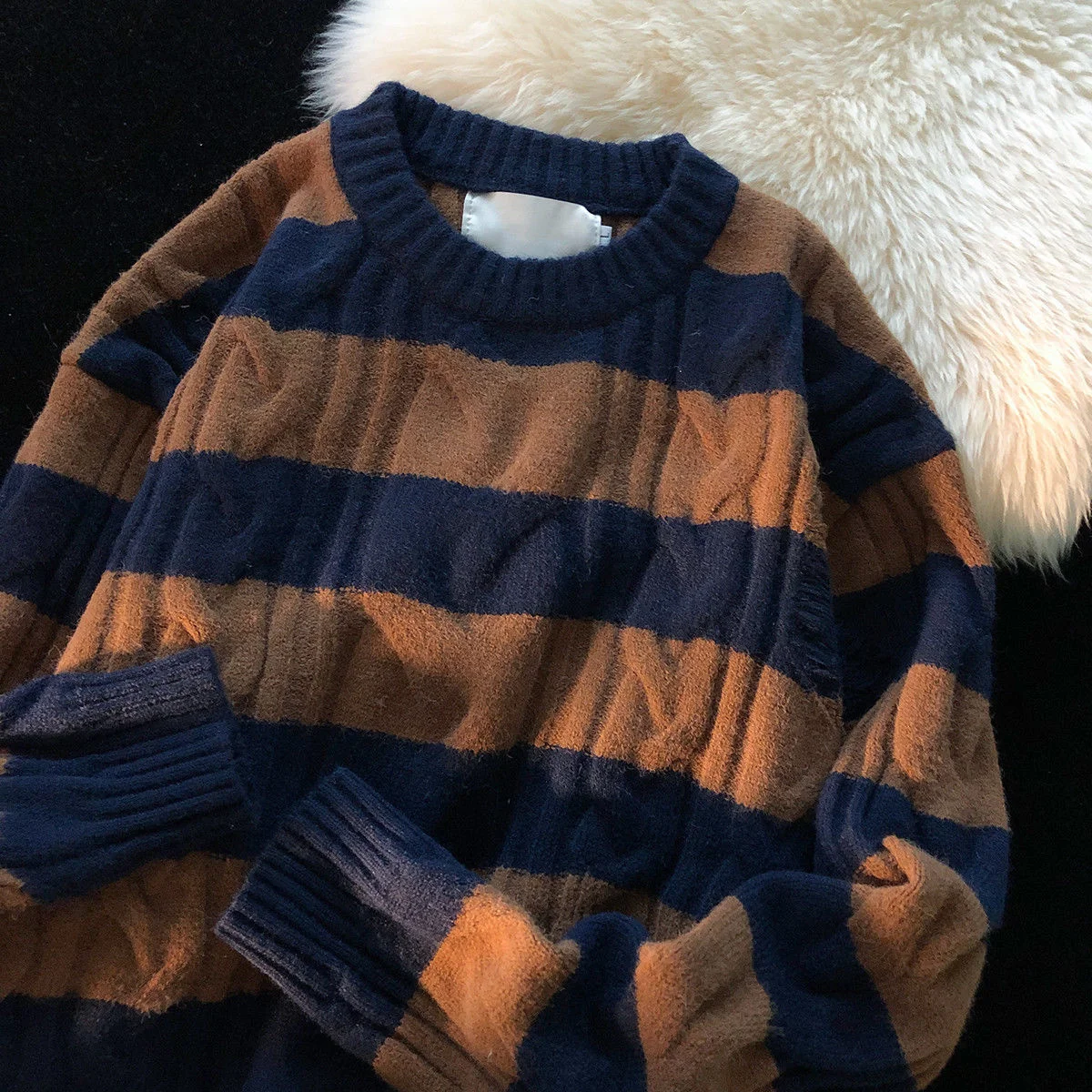 

Striped Korean Design Sweater Ins Sweater Men and Women Autumn and Winter Ins Loose Casual Round Neck Twist Sweatshirt Women