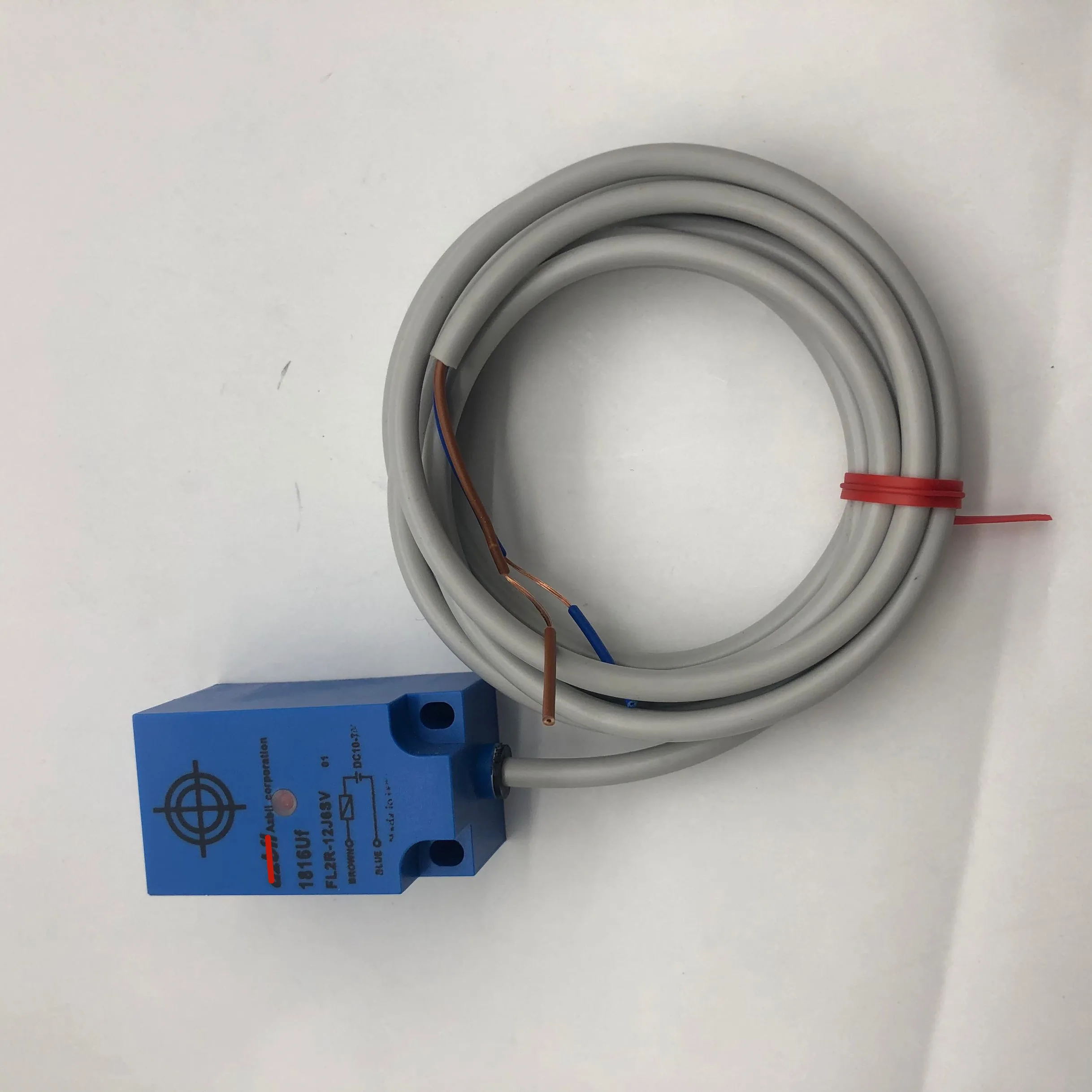 

Новый датчик приближения