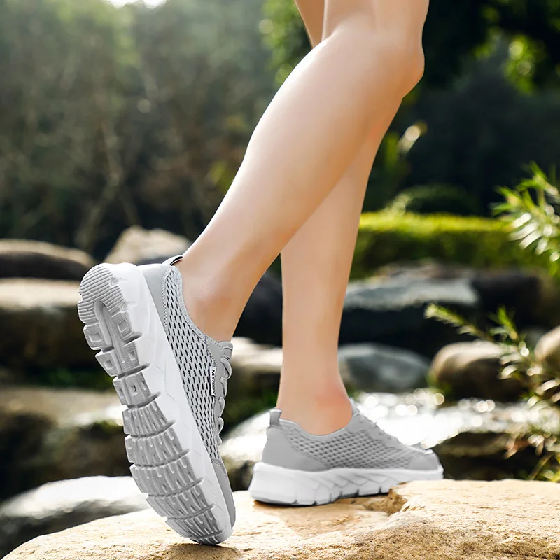

Mens Summer Breathable Running Shoes
