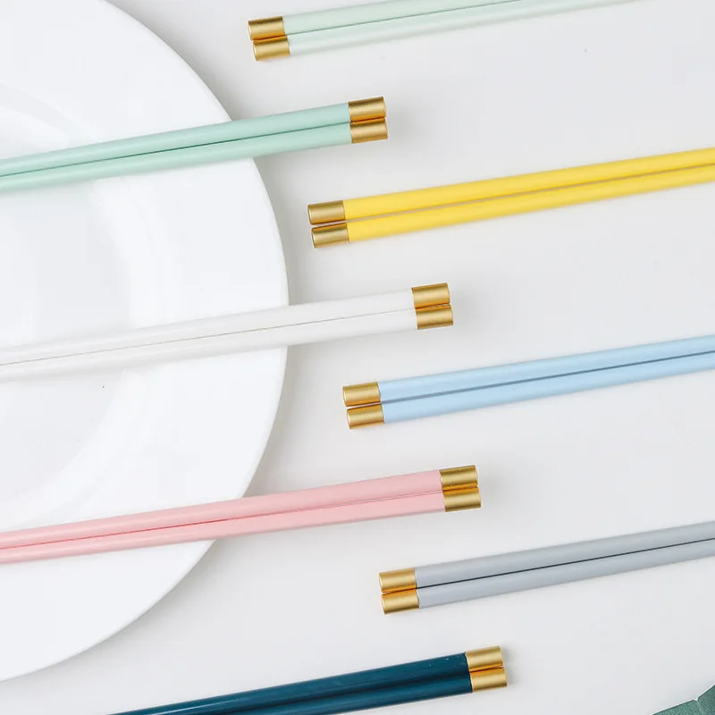 

1 пара, керамические палочки для еды