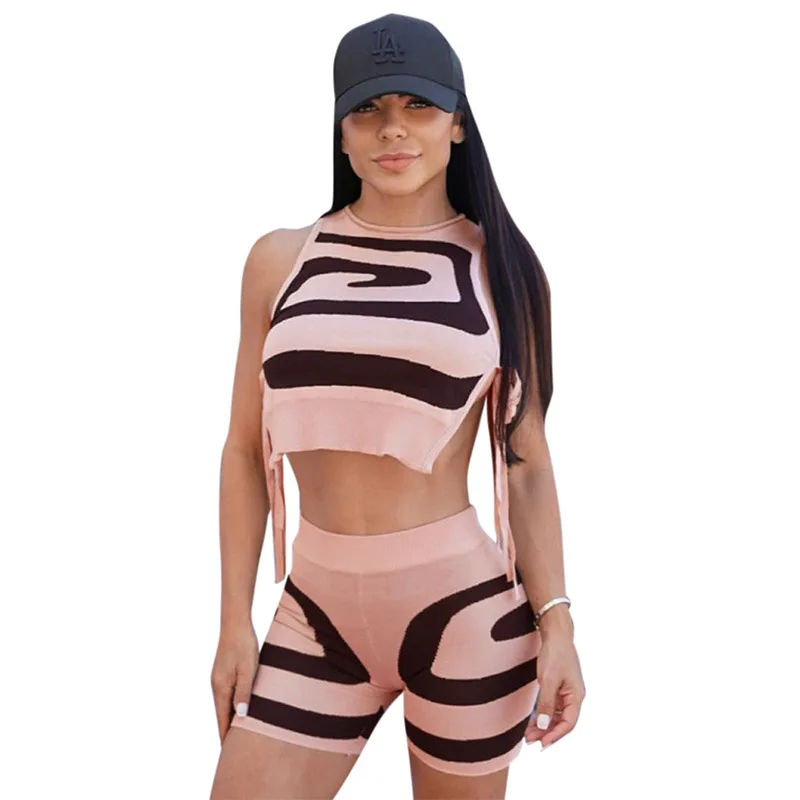 

European And American Women's 2023 Summer New Positioning Print Tie Up Sleeveless Top And Shorts Casual Set