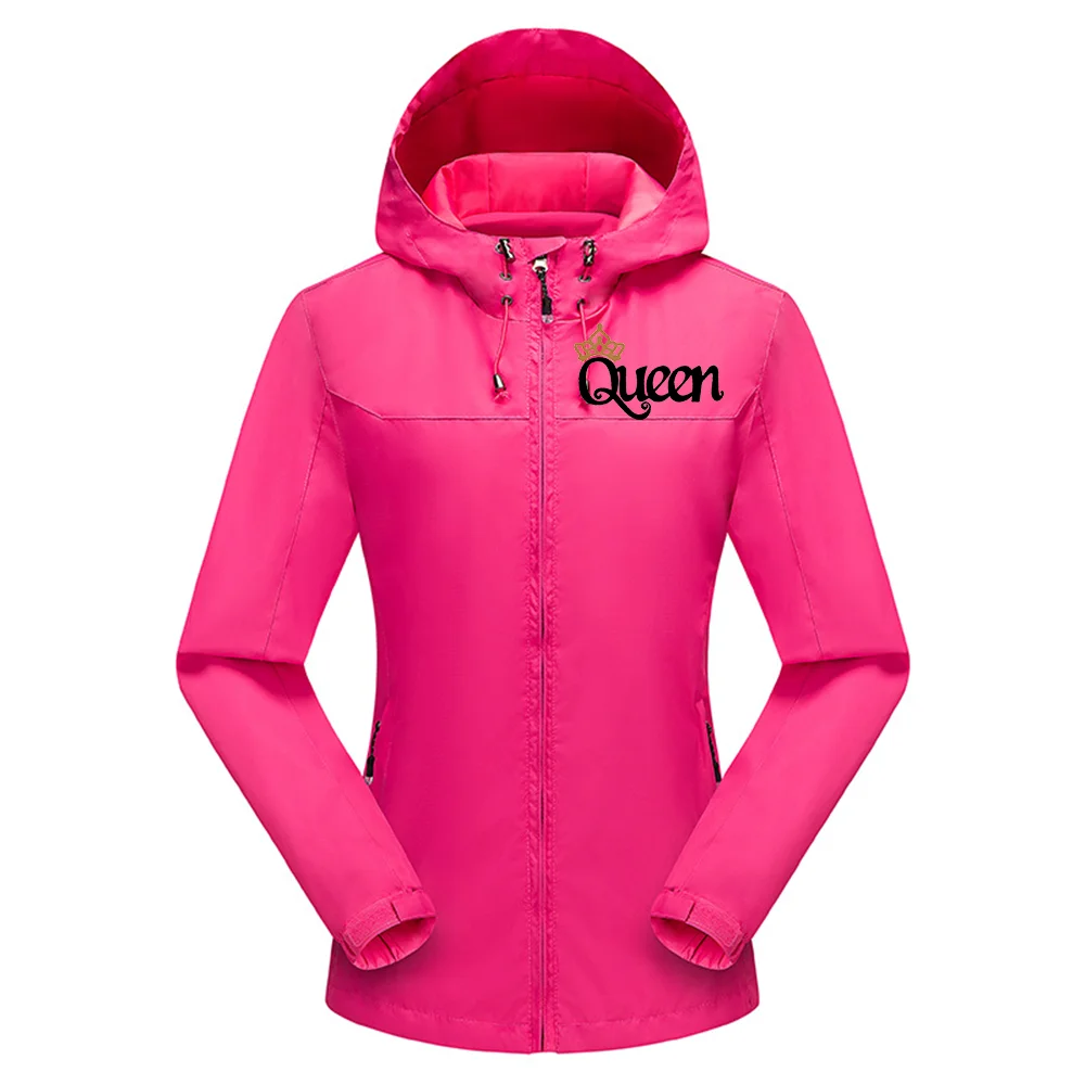 Рисунок 6 - Ветровка женская с капюшоном и принтом «Queen»