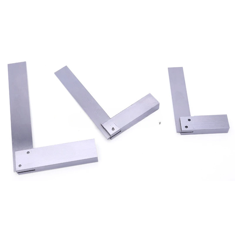 Угловая линейка из углеродистой стали с углом обзора 90 градусов