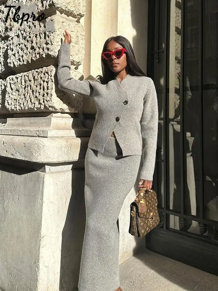 

Однотонный вязаный комплект из 2 предметов, женский укороченный костюм на пуговицах с длинным рукавом, свитер 2023, зимняя уличная одежда для осени, спортивный костюм