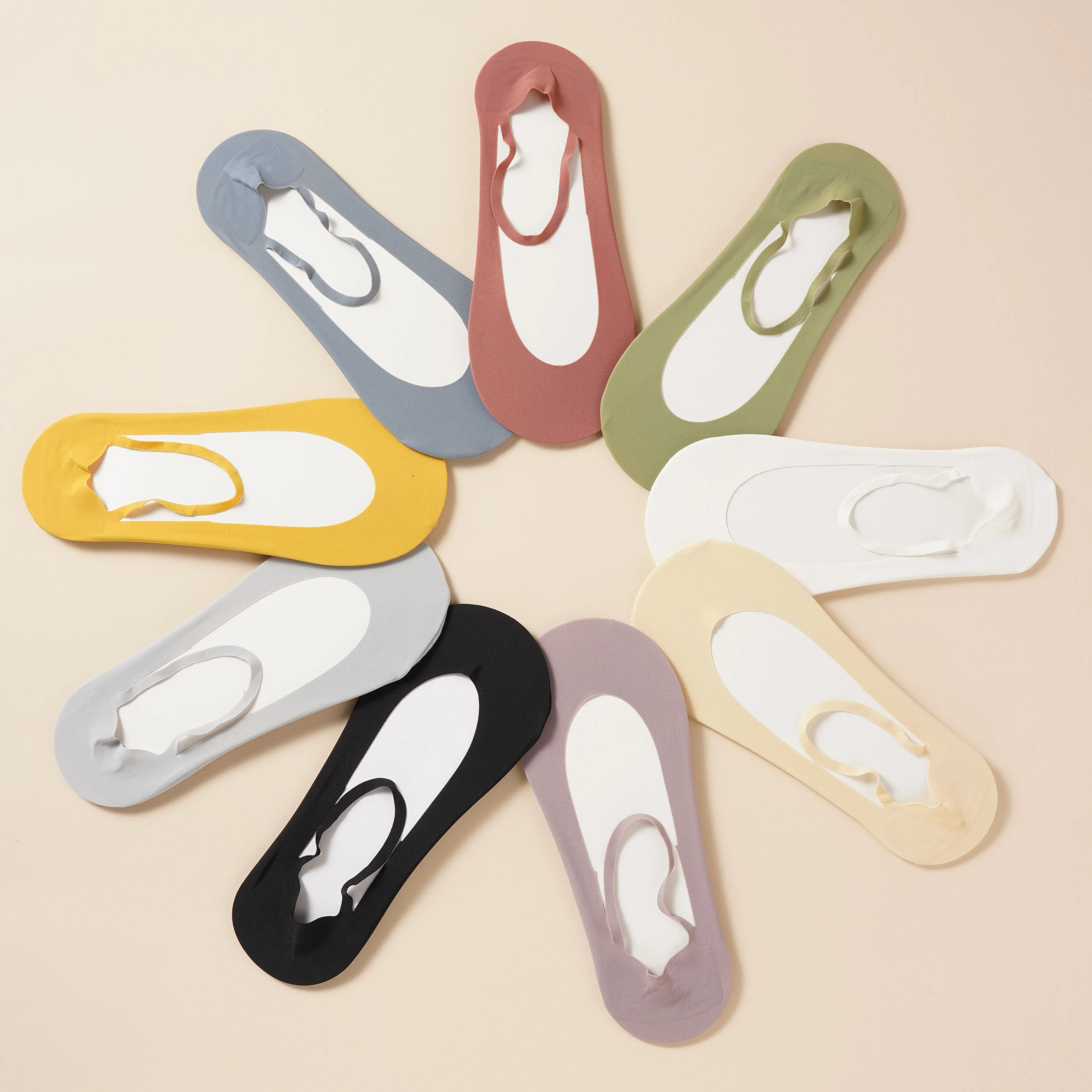 Женские невидимые ультратонкие носки силиконовые противоскользящие летние