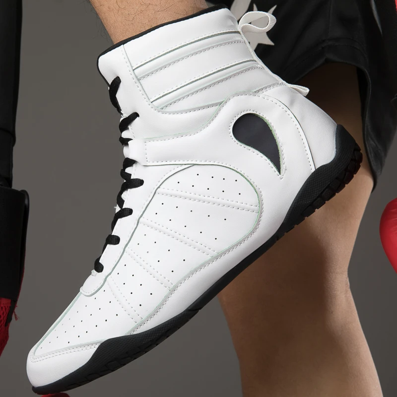 Teenager Boxing Shoes Men and Women Luxury Wrestling Sports Shoes Outdoor Fitness Antiskid Wrestling Shoes Size 36-46