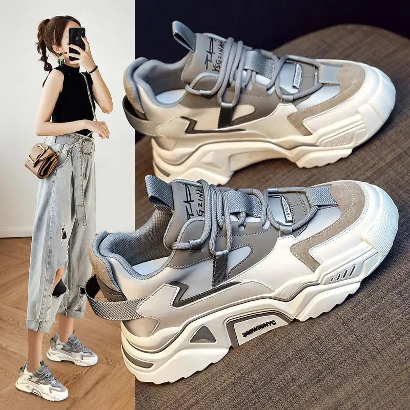 spring of 2023 the new small white shoes, thick soled leisure sports shoes, women shoes and flat shoes.