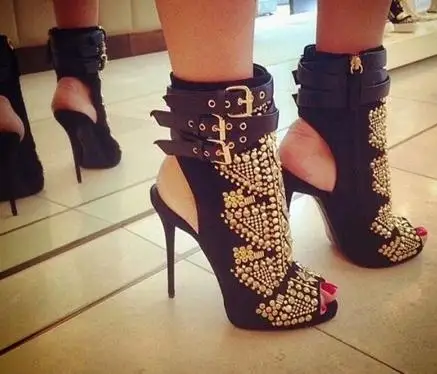 Woman Sexy Thin High Heel New Fashion Buckle Strap Sandals Shoes Female Peep Toe Rivet Decoration Sandals