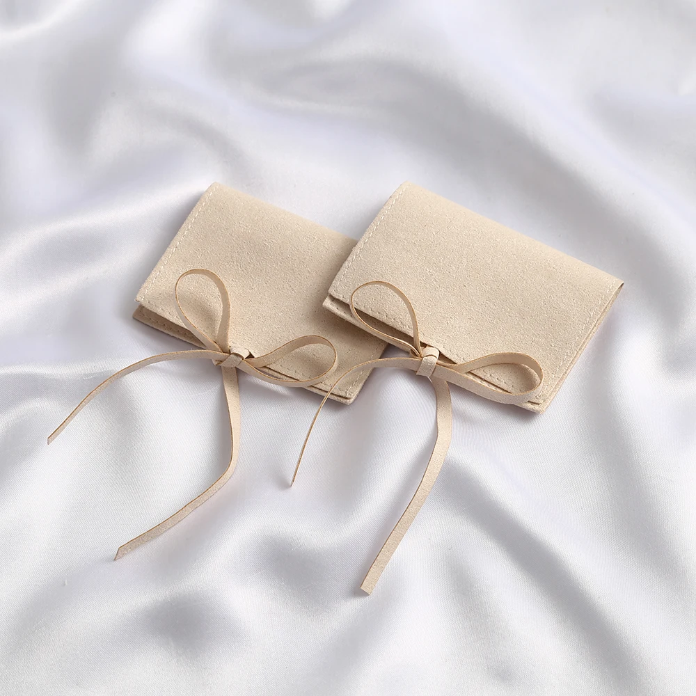 Storange Packaging Pouch Wholesale Beige Microfiber Jewelry Ring Earrings Suede Envelope Bag with Rope Wedding Gift Party