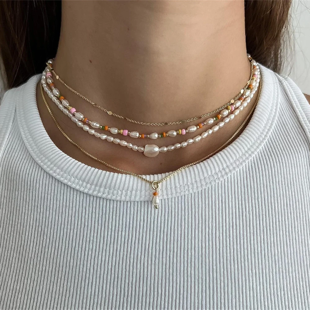 Цепочка Женская Многоуровневая с искусственным жемчугом, модная винтажная цепь со змеиным плетением, цветной бисер в стиле бохо, ювелирное изделие в стиле барокко