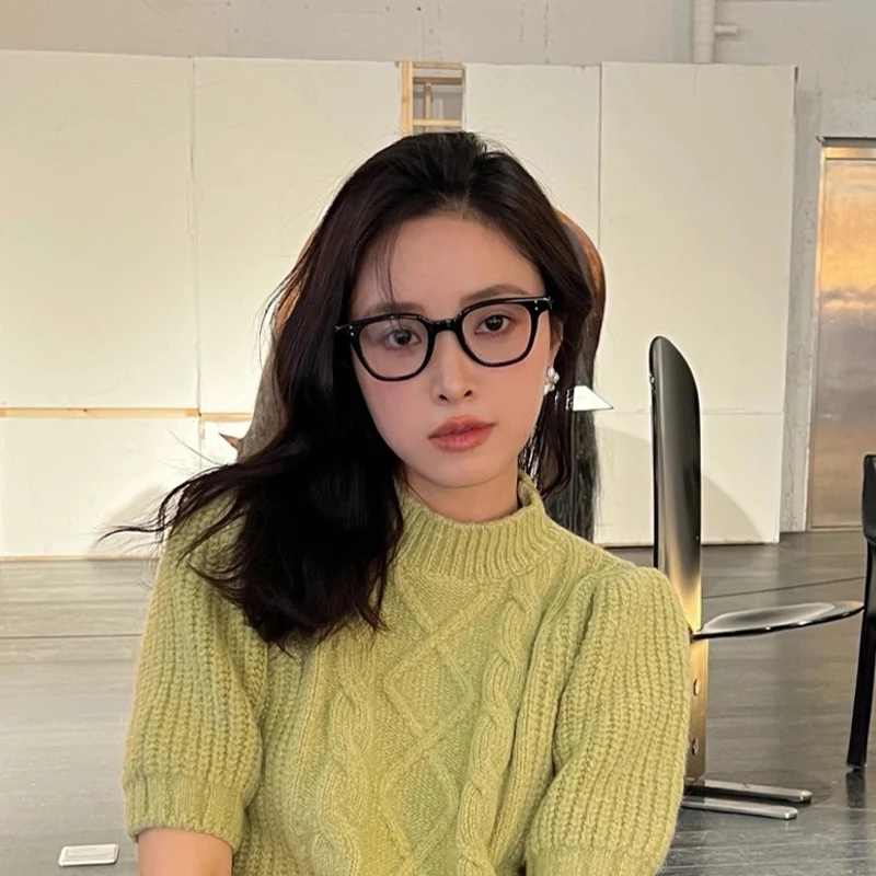 

Yuumi VOLTA Sunglasses For Women Mens Black Eyewear Cat eye MGlasses Spy Fashion Oversized Luxury Designer Brand Jennie Korea
