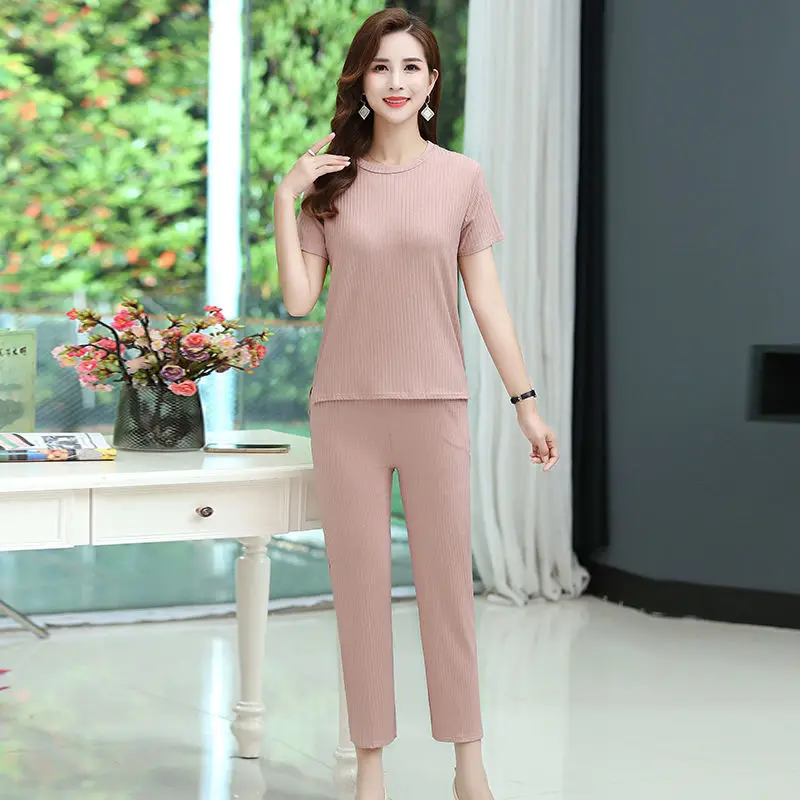 

2022 Summer Middle-aged and Elderly Women's Sets 2 Pieces Clothing Set Large Size Short Sleeve T-shirt Tops + Pants Suit N38