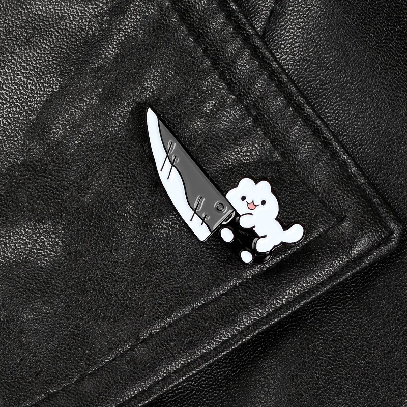 

Creative White Cat With Knife Enamel Pin Cartoon Animal Brooches Clothes Backpack Badge Lapel for Women Men Jewelry Gifts