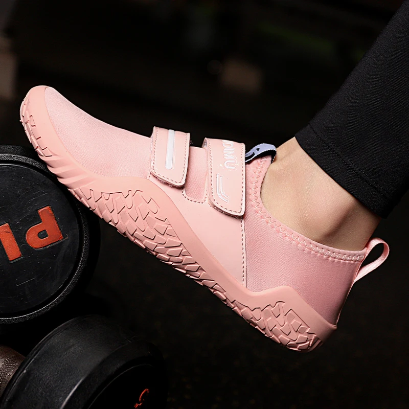 New Women's and Men's Weightlifting Shoes Indoor Comfortable Squat Fitness Shoes Anti-slip Weightlifting Training Shoes Women