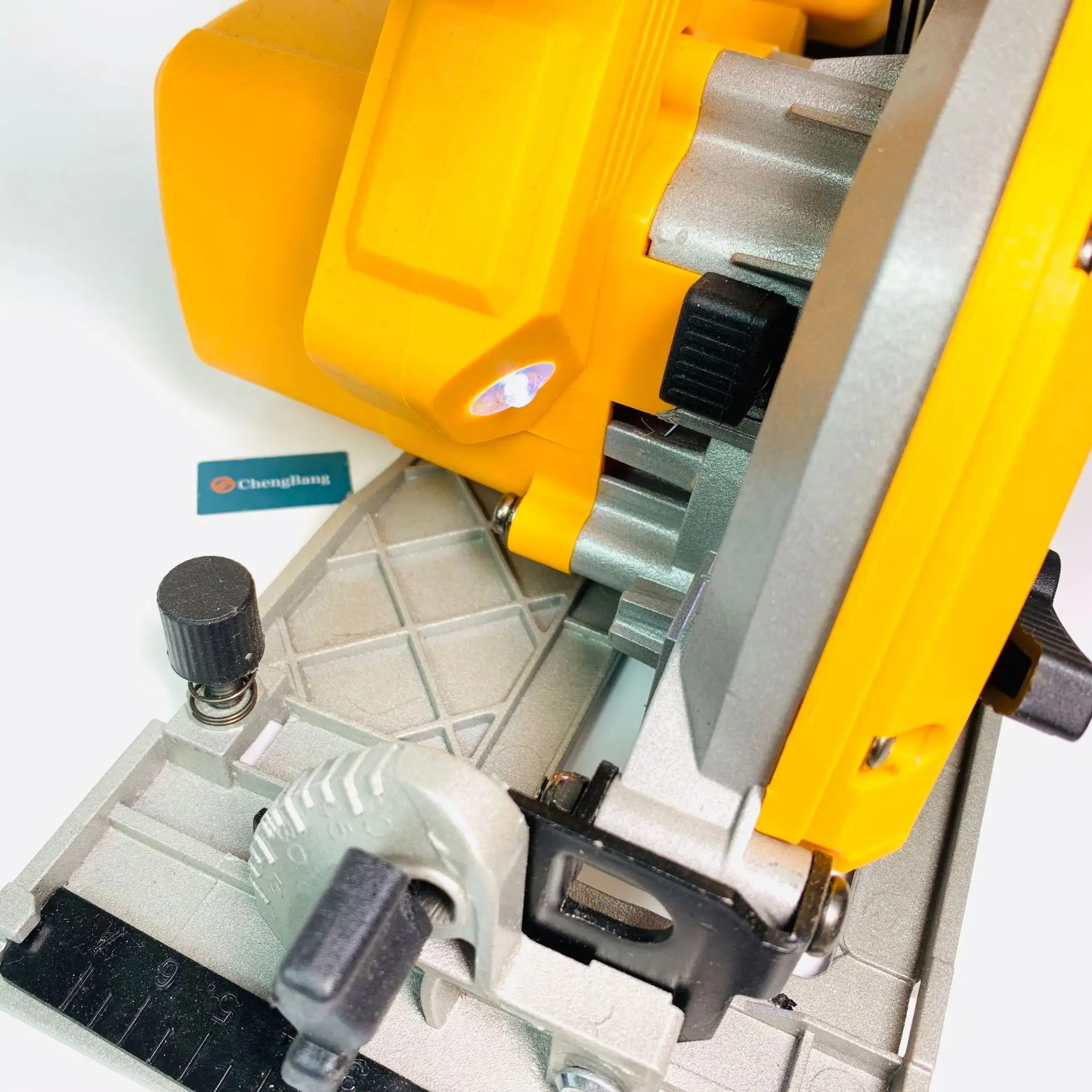 Желтая 165 мм литиевая электрическая бесщеточная циркулярная пила Z02 разъем для