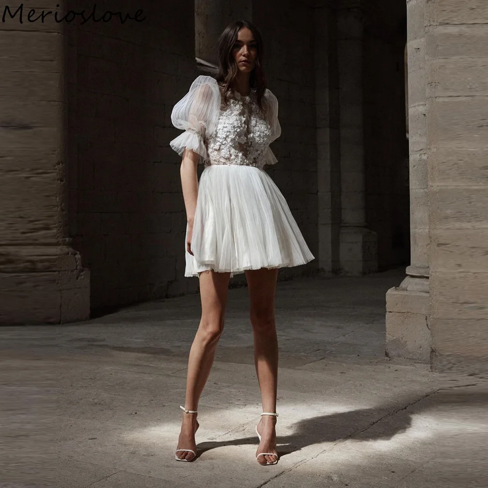 

Merioslove Short Wedding Dresses Beadings 3D Flowers Pearls Lace Appliques Puff Sleeves Open Back Illusion A-Line Bride Gowns