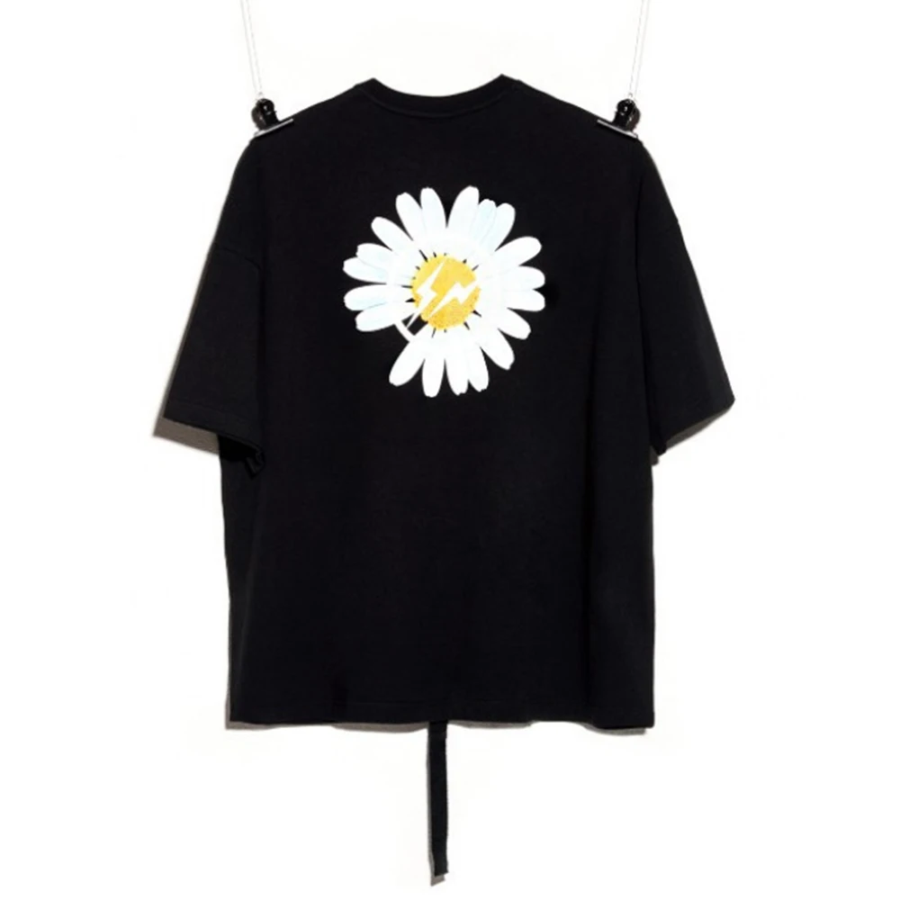 

G-Dragon Peaceminusone T-Shirt Black/Green Daisy Letter Printing Long Webbing O-Neck Short Sleeve Fashion Clothes For Women Men