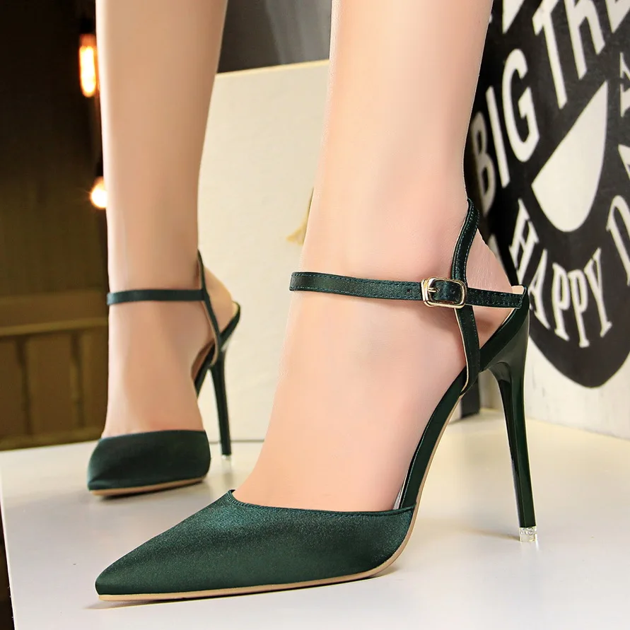 

New Summer Silk High Heel Shoes Satin Shallow Heeled Sandals Sexy Ladies Thin European Buckle Pointed Sexy Women Sandal