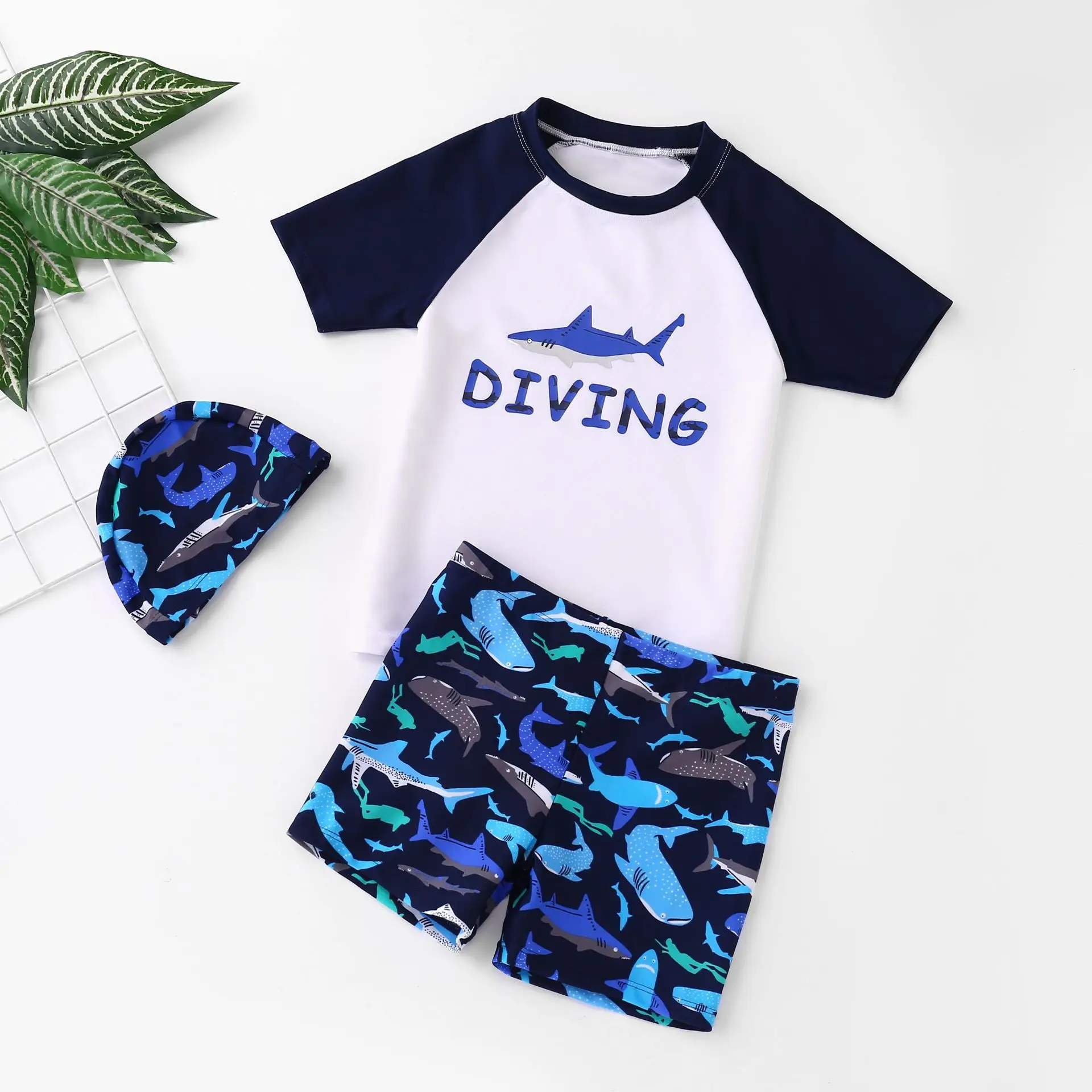 

Boys' Shark Cartoon Two Pieces Swimsuit Swim Diving Surfing Suit Children's Split Sunscreen Beach Swimwear