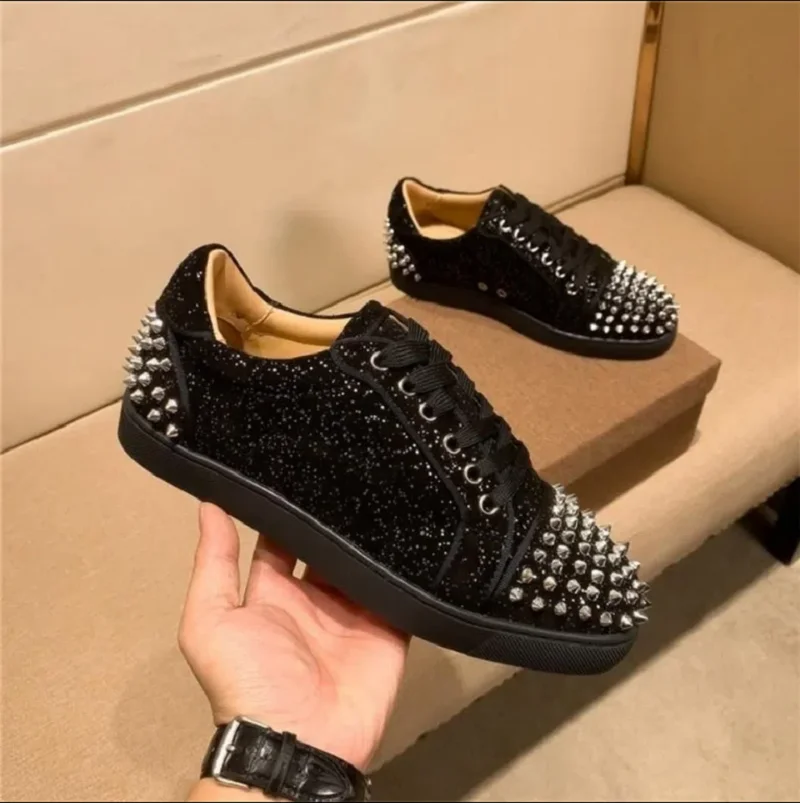 

Fashion Low Top Breathable Board Shoes Black Stars Round Head Silver Spikes Red Soles Casual Sports Shoes for Lovers