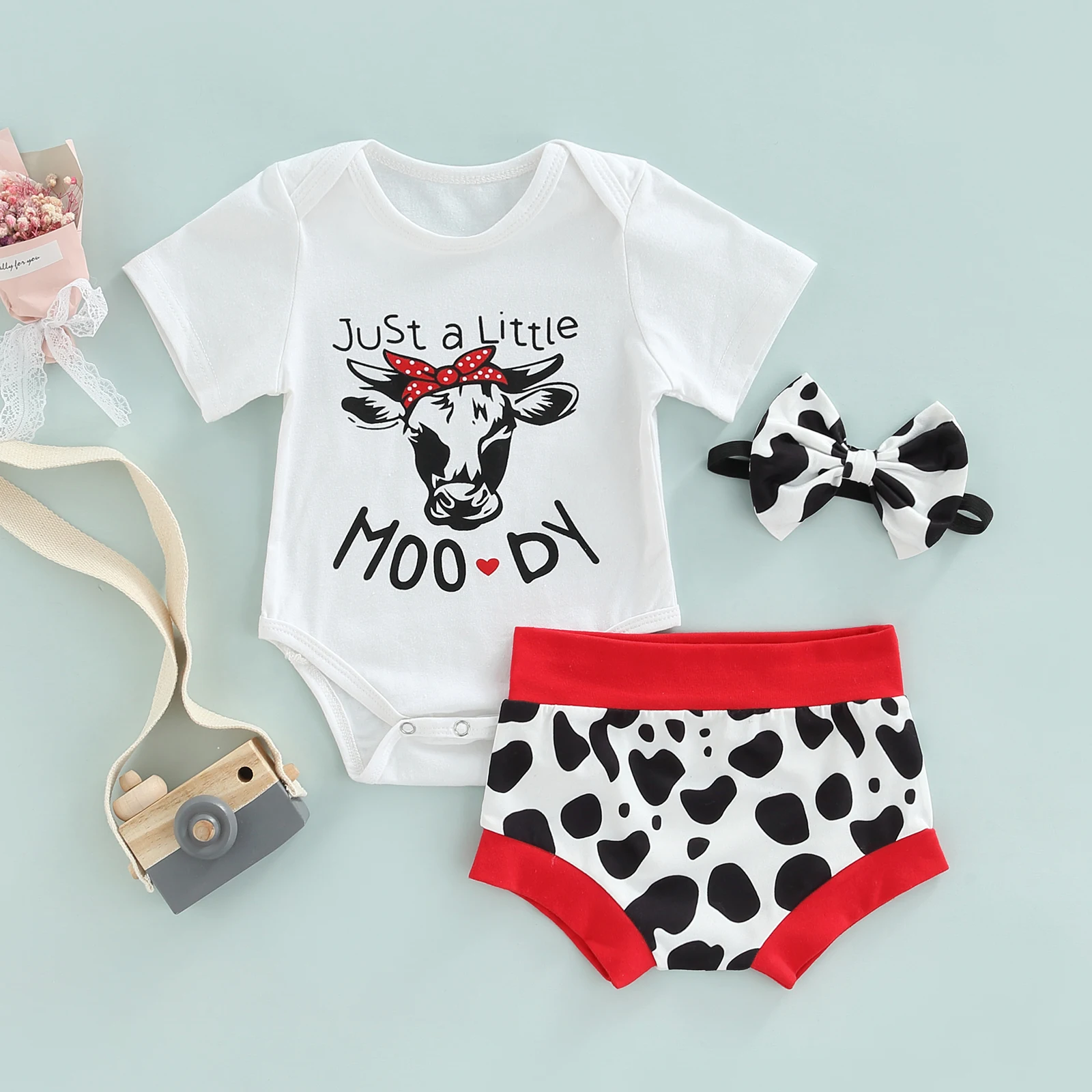 

2022 Newborn Baby Girl Cow Print Outfits Letter Short Sleeve Romper Shorts Headband Summer Clothes Set