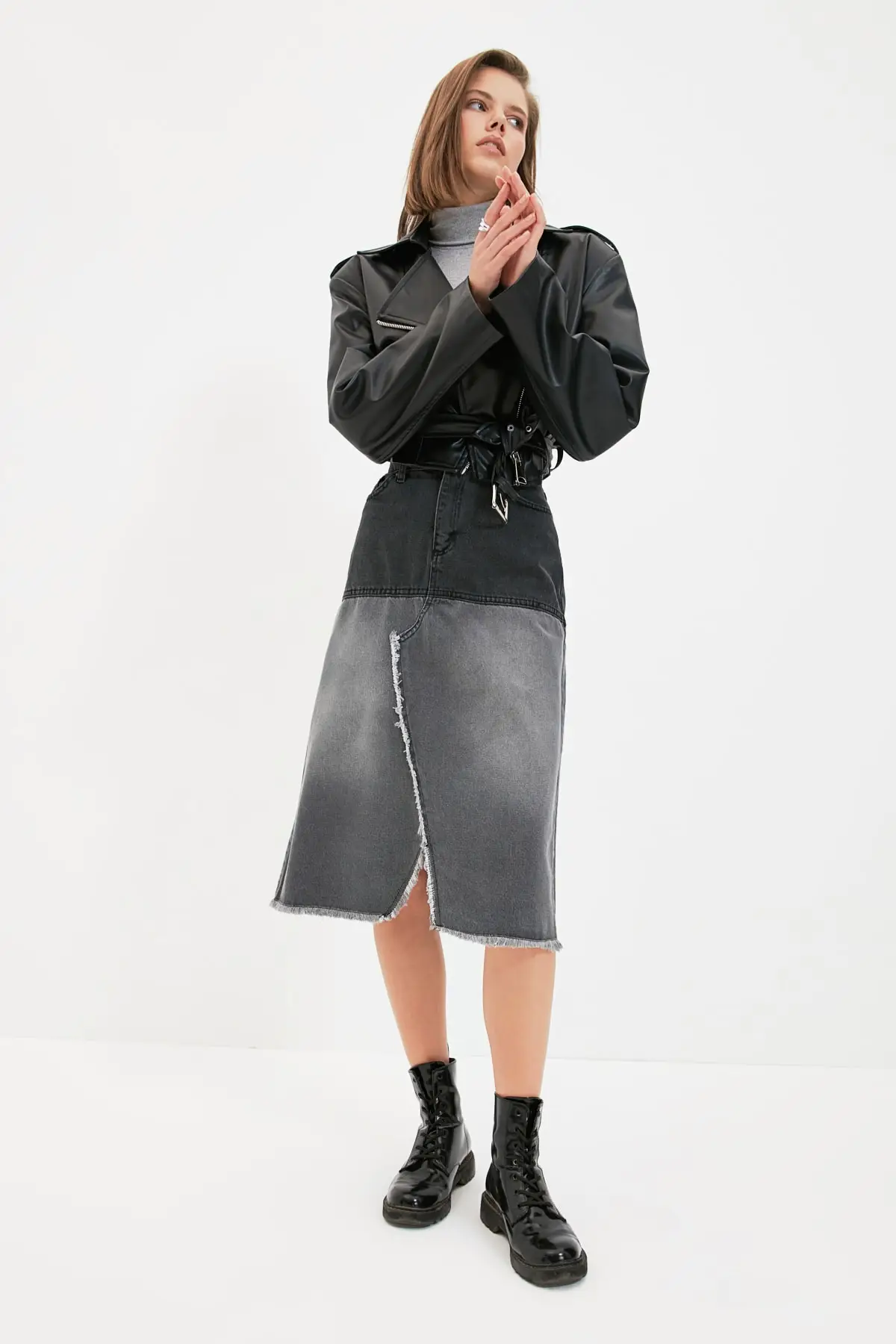 

Trendyol With Color Block Slit Midi Denim Skirt TWOAW22ET0330