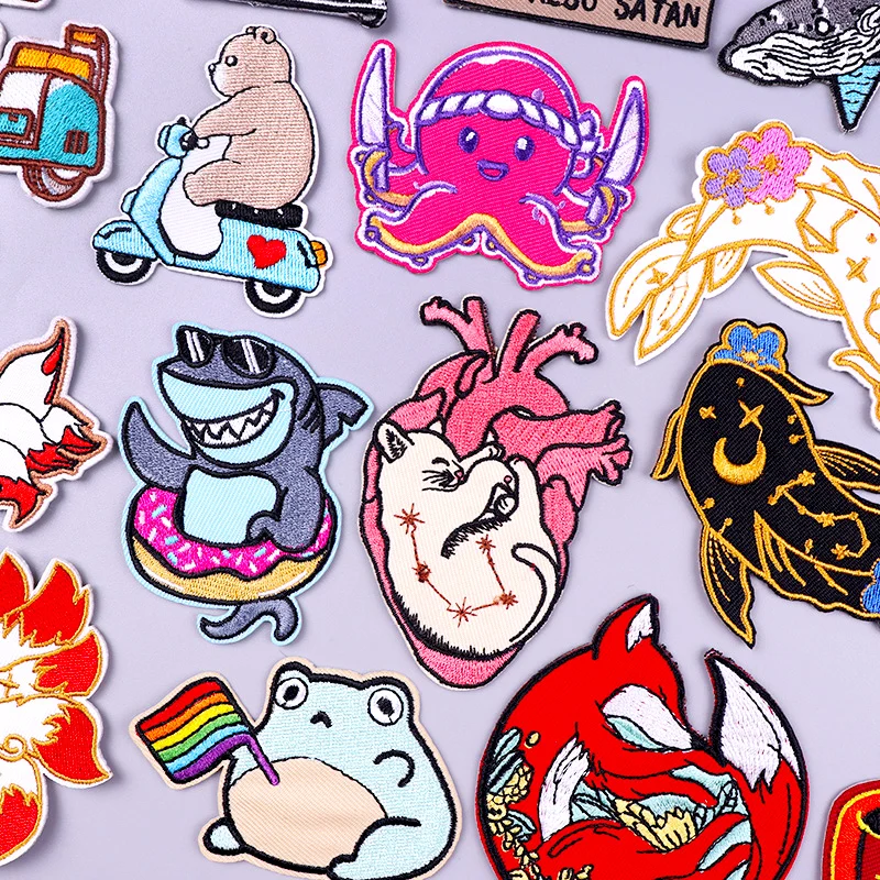 

Cartoon Animal Iron On Embroidered Patches For Clothing Thermoadhesive Patches On Clothes Stickers Heart Cat Sew Patch Applique