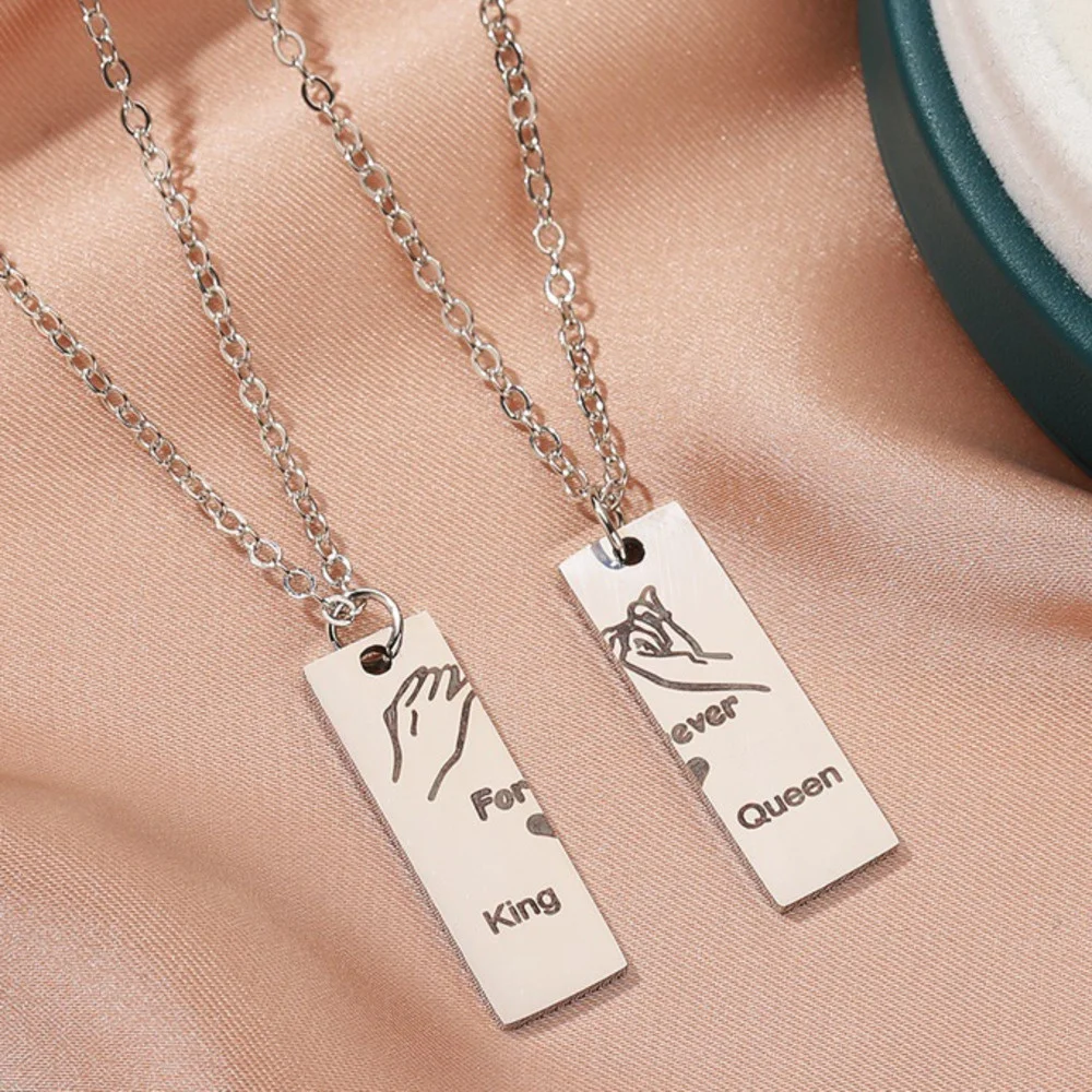 

HUHUI Custom Couple Necklace Personalized Carved Splicing Square Pendant Stainless Steel Jewelry For Lover Anniversary Gift
