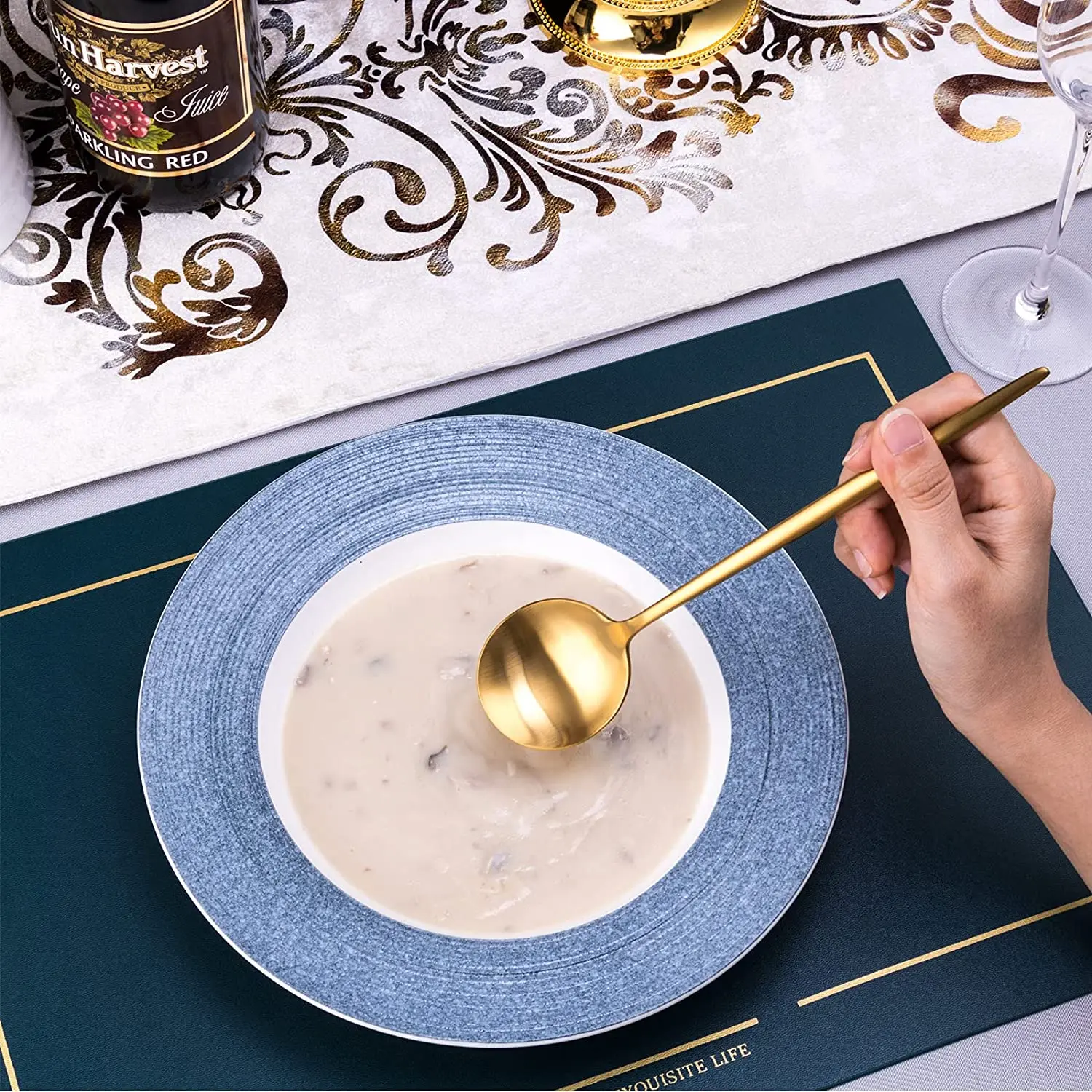 Логотип столовых приборов. Дизайнерские столовые приборы. Использование столовых приборов. Ложка и вилка знак столовой. Использование столовых приборов.