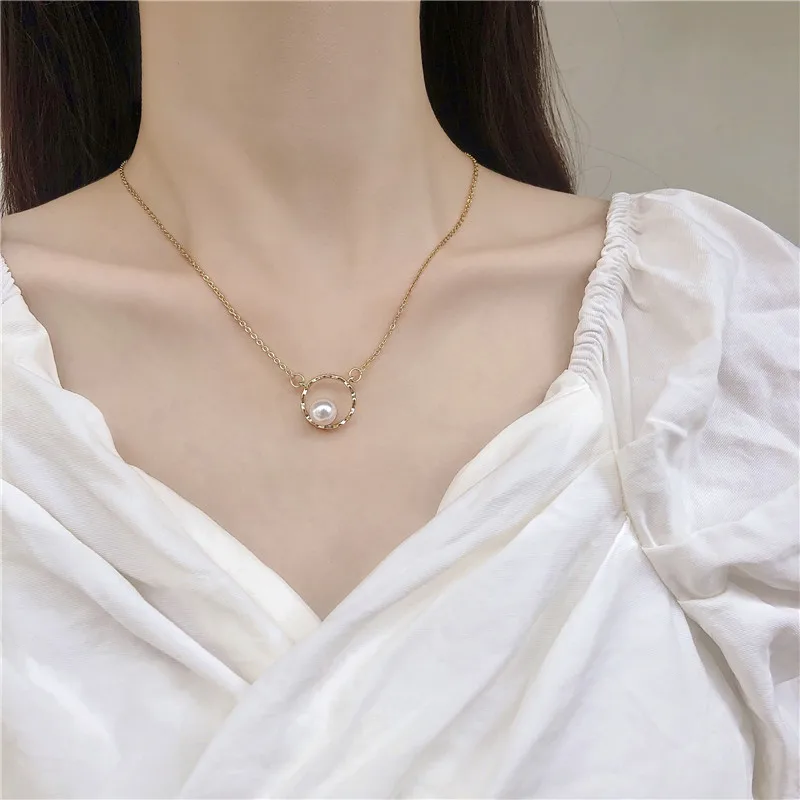 

Geometric Pearl Necklace Women's New Fashionable Cool Wind Net Red Temperament Simple Collar Chain boho jewelry for women