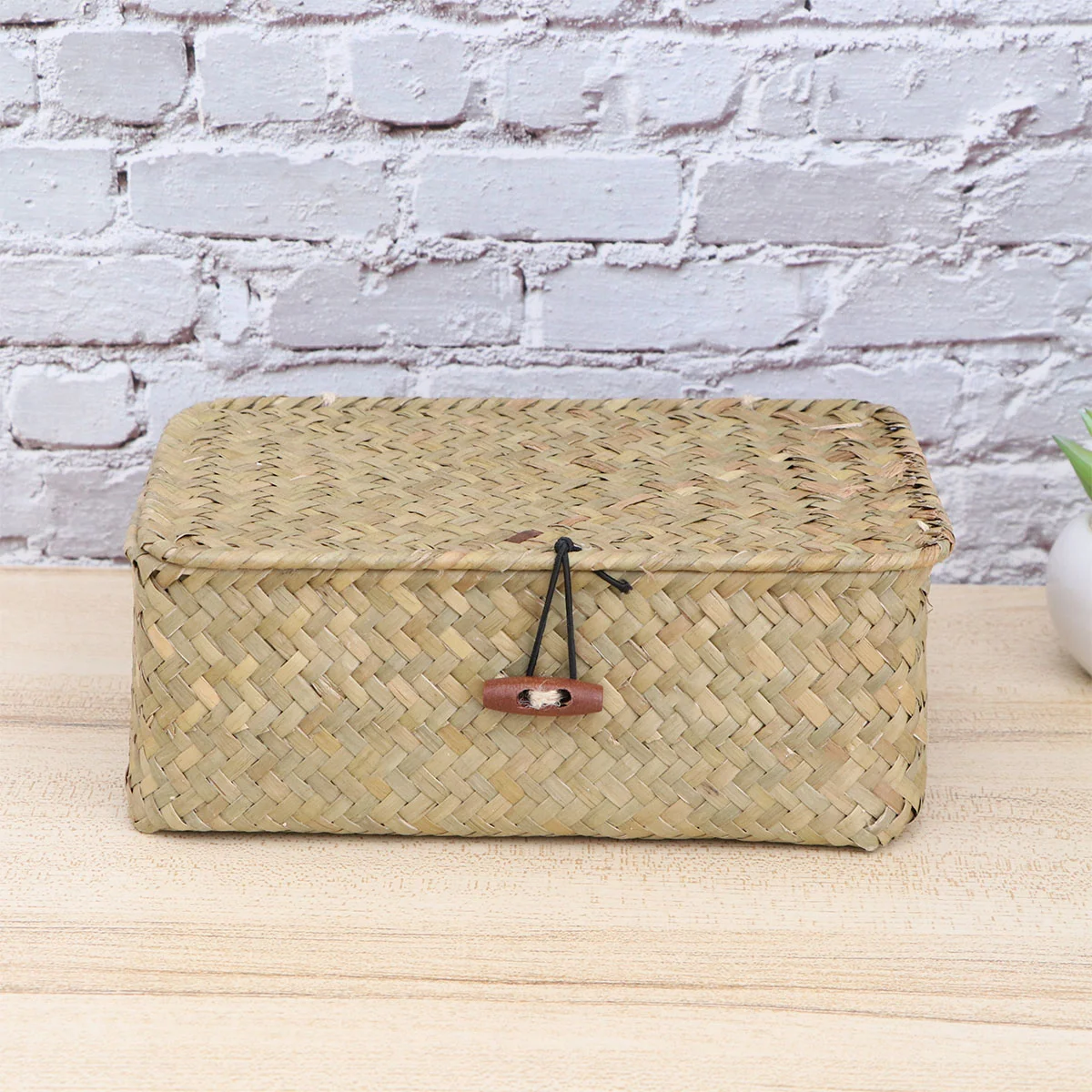 

1PC Storage Basket Durable Grass Weaving Organizer Storage Box with Cover for Living Room Kitchen Bedroom