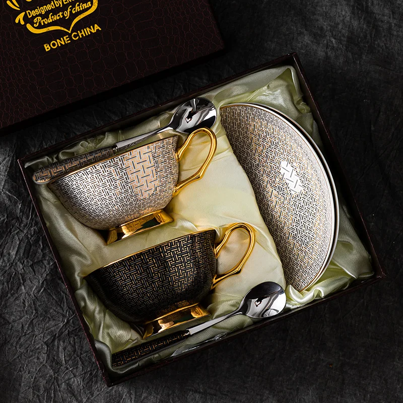 

European-style bone China coffee cup, high-grade exquisite design sense, minority ceramic cups and saucers