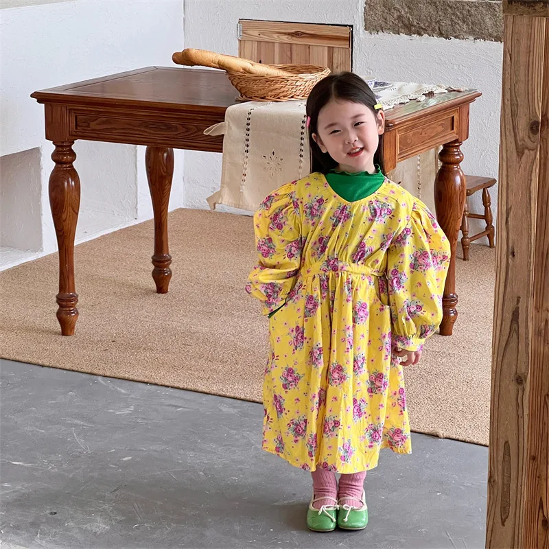 

Children Dress Spring Autumn 2022 New Girls Dress Yellow Flower V Neck Waist Strap Skirt Mid Calf Floral Casual Kids Dress