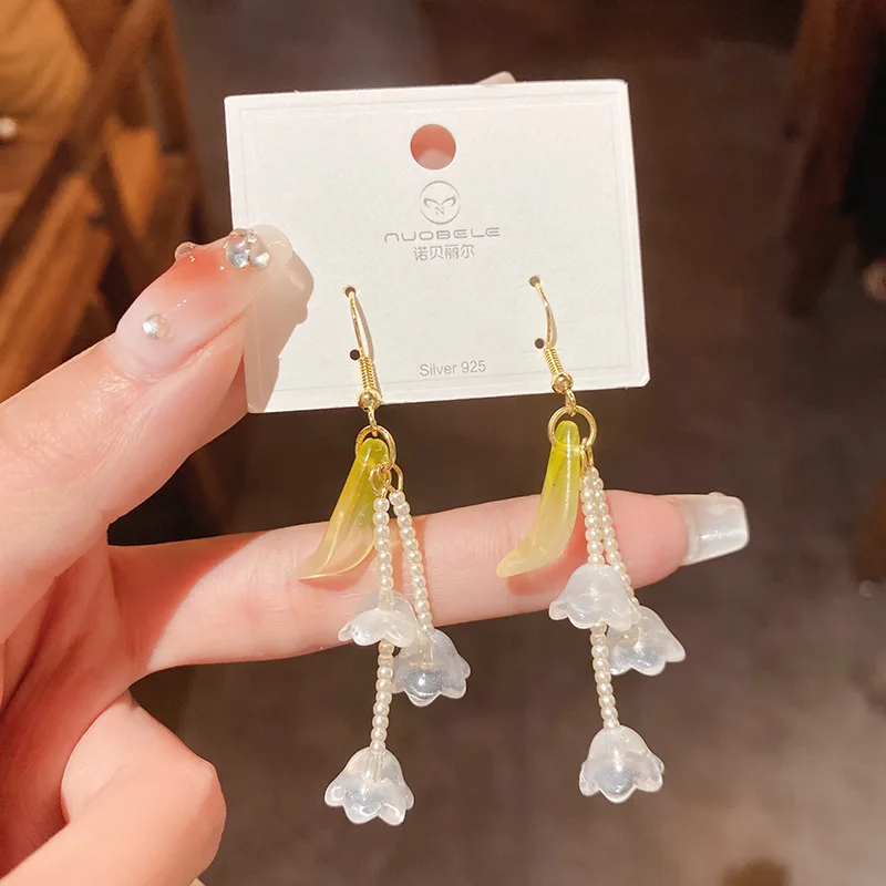 

Pearl Lily Of The Valley, Glazed Flowers, Leaves, Tassel Earrings, Forest Small, Fresh And Sweet Ear Hooks, Niche Design