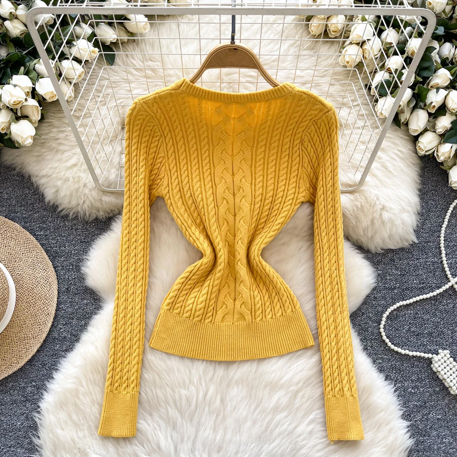 Женский базовый винтажный свитер с длинным рукавом и круглым вырезом шикарный