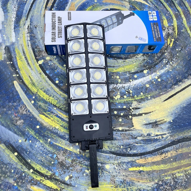 Уличная водонепроницаемая лампа с питанием от солнечной батареи и дистанционным