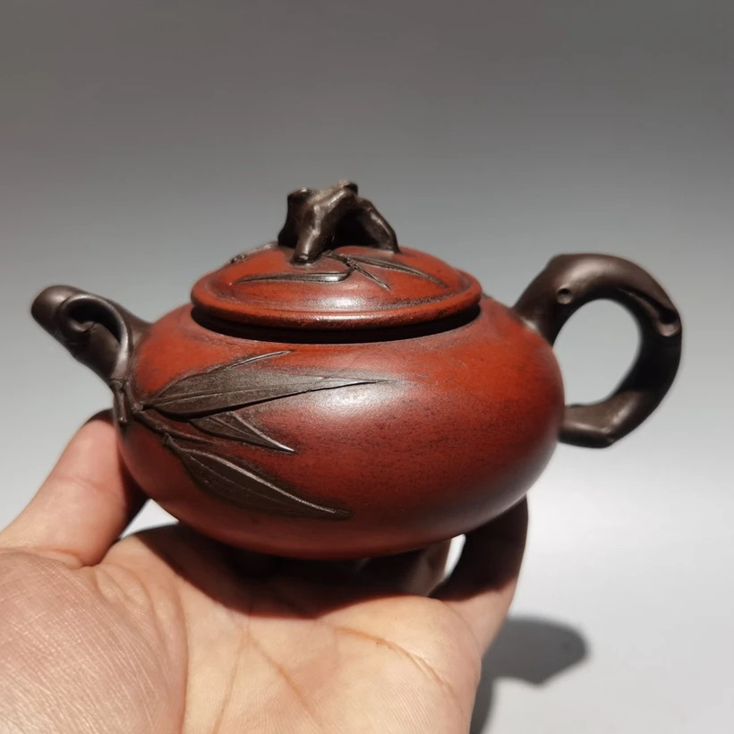 

Chinese Yixing Tea Pot Handmade Red Clay Zisha Bamboo Leaf Plum Blossom Teapot Raw Ore Wang Hongjuan 280CC