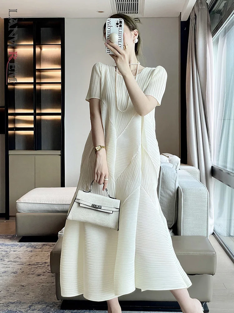 

LANMREM Fashion Pleated Dress For Women Round Neck Short Sleeves Ruffles Long Dresses Female Elegant Outfits Summer New 32A112