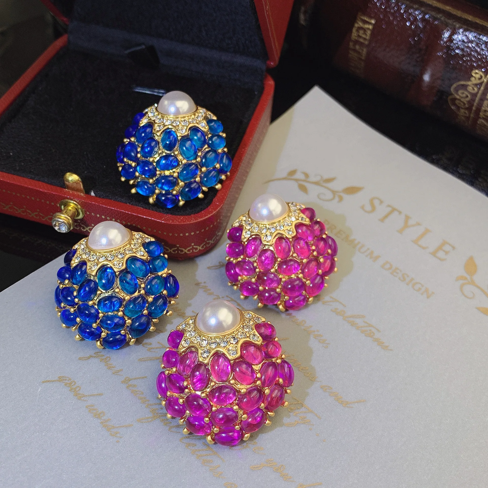 

Glass Three-Dimensional Earrings Fashion All-Match