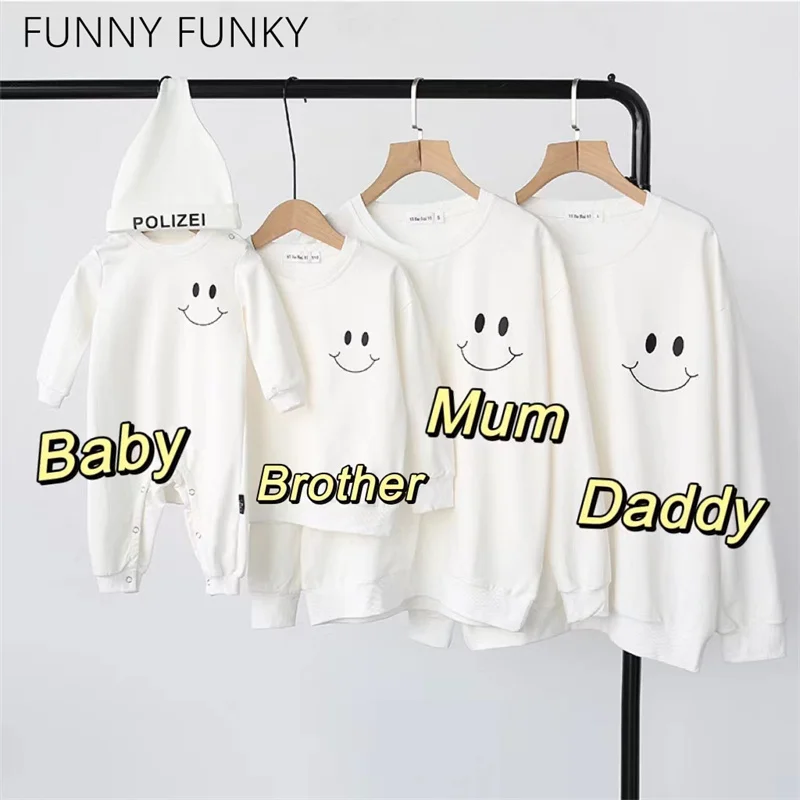 

Mother Kids Family Clothing Sets Baby Family Matching Outfits Mini Me Style Mother and Child Cloth Smile Face Tracksuit