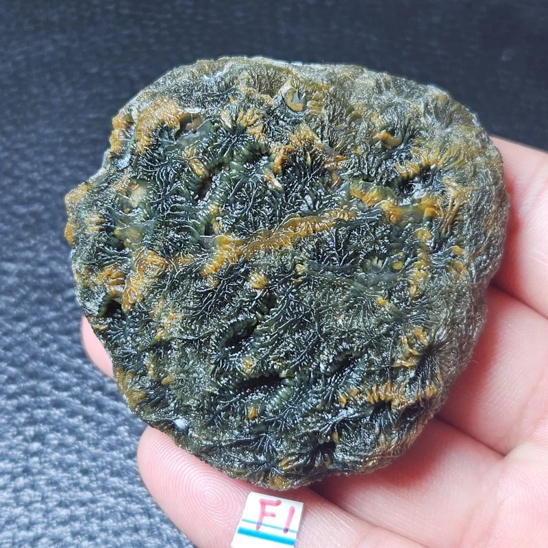 

Черный горный агат, минеральный образец pinhan